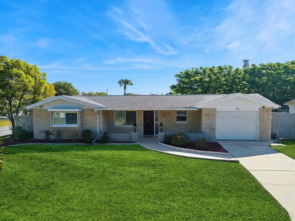 8846 HARVEY LANE PORT RICHEY, FL 34668