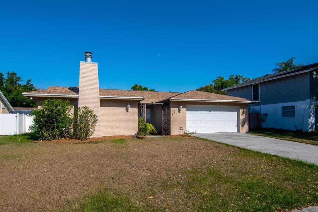 6834 MITCHELL CIRCLE TAMPA, FL 33634