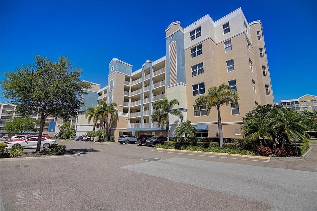 960 STARKEY ROAD UNIT 5102 LARGO, FL 33771