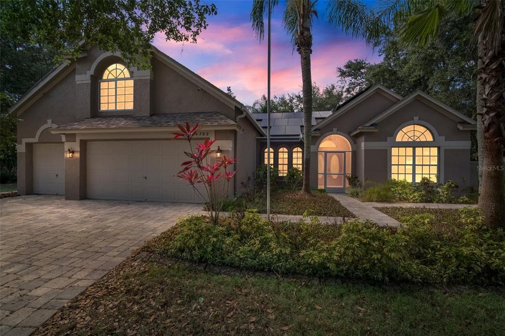 4702 RANCH GROVE COURT VALRICO, FL 33596
