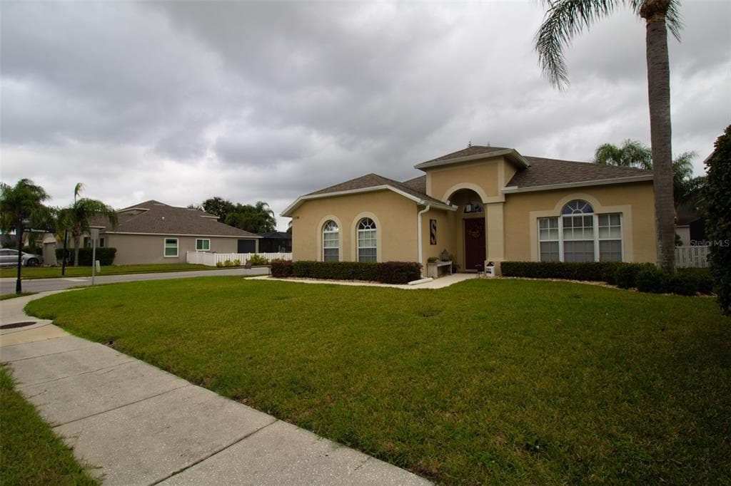 1736 WINSLOE DRIVE