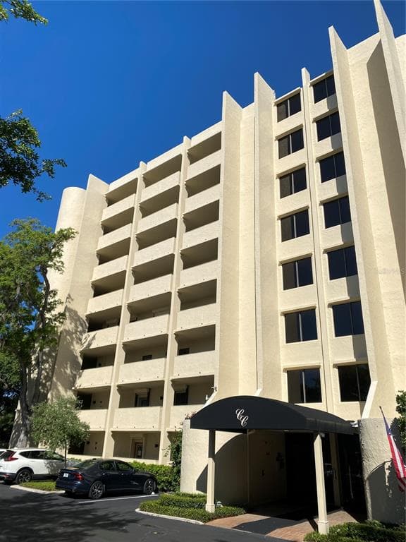 5020 BAYSHORE BOULEVARD UNIT 605 TAMPA, FL 33611