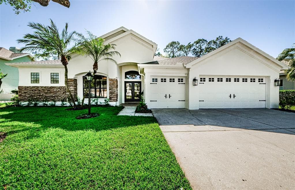 10319 GREENHEDGES DRIVE TAMPA, FL 33626