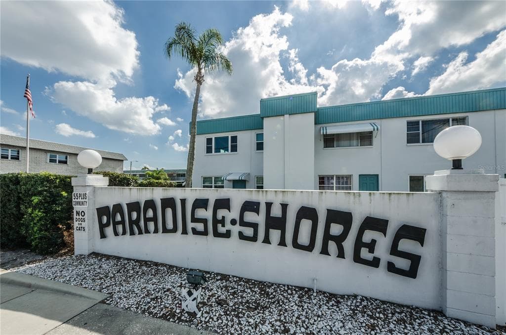 5347 81ST LANE N UNIT 7 ST PETERSBURG, FL 33709