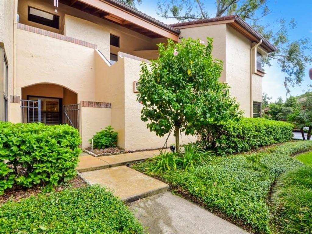 1204 SALERNO COURT UNIT 1204 ORLANDO, FL 32806
