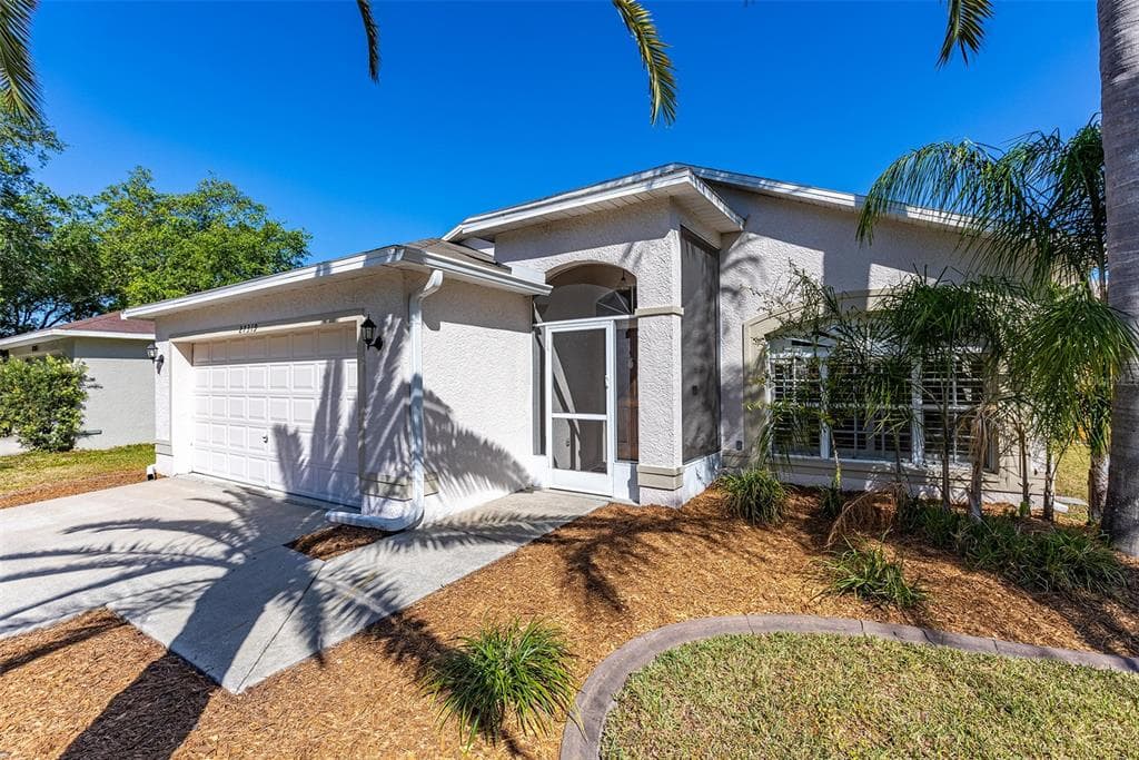 27319 BREAKERS DRIVE WESLEY CHAPEL, FL 33544