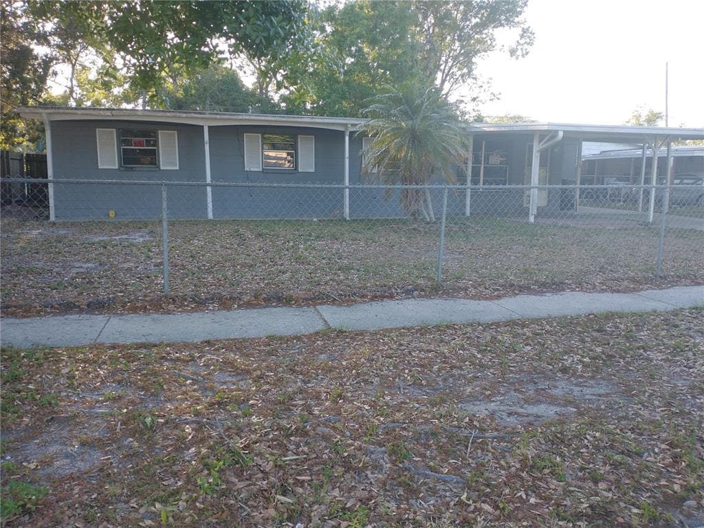 2005 WARRINGTON WAY TAMPA, FL 33619