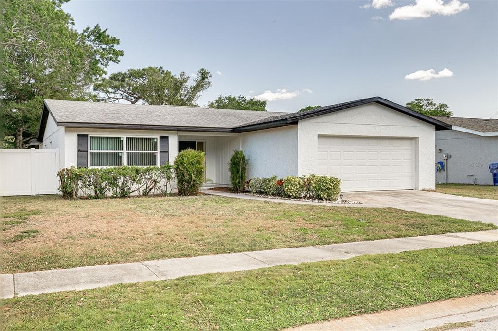 2069 59TH WAY N CLEARWATER, FL 33760