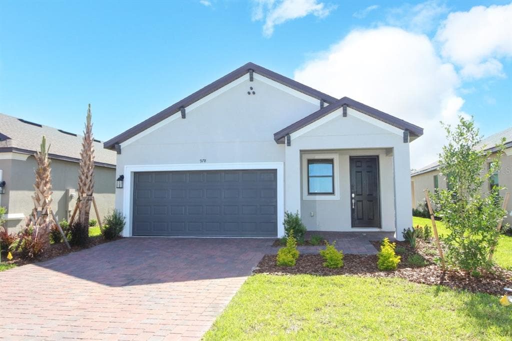 978 UMBRIA DRIVE POINCIANA, FL 34759