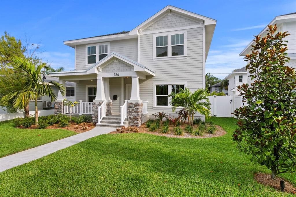 224 13TH AVENUE N ST PETERSBURG, FL 33701