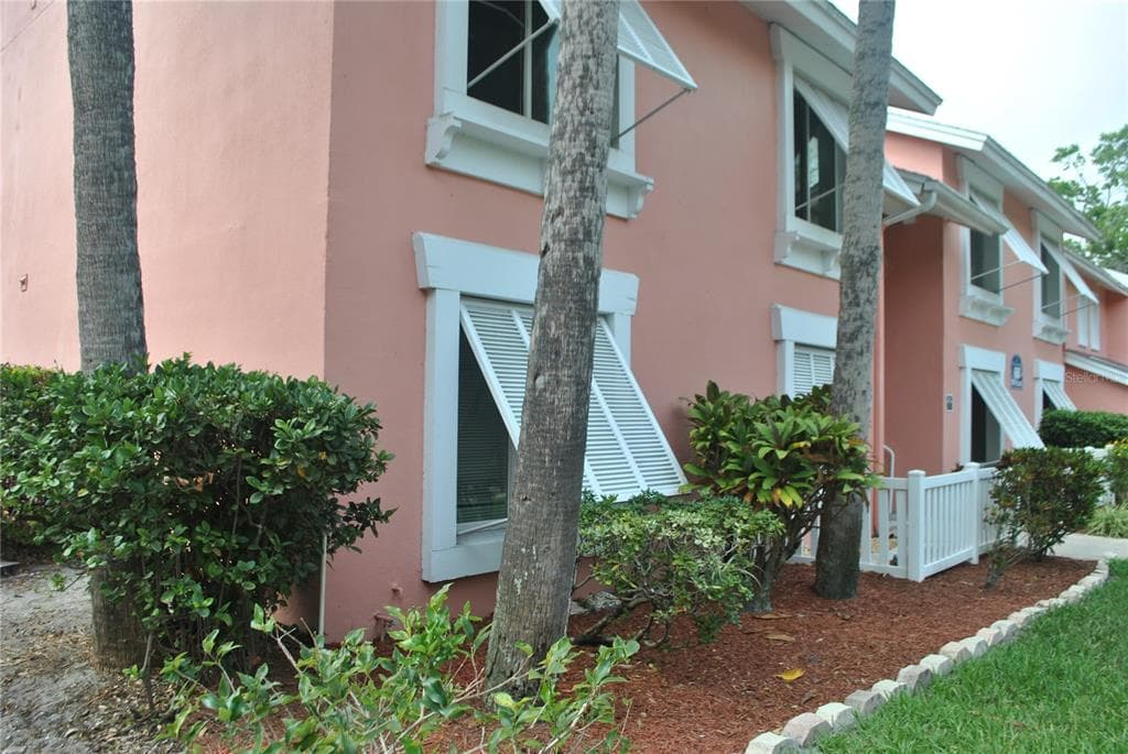 3795 41ST LANE S UNIT A ST PETERSBURG, FL 33711