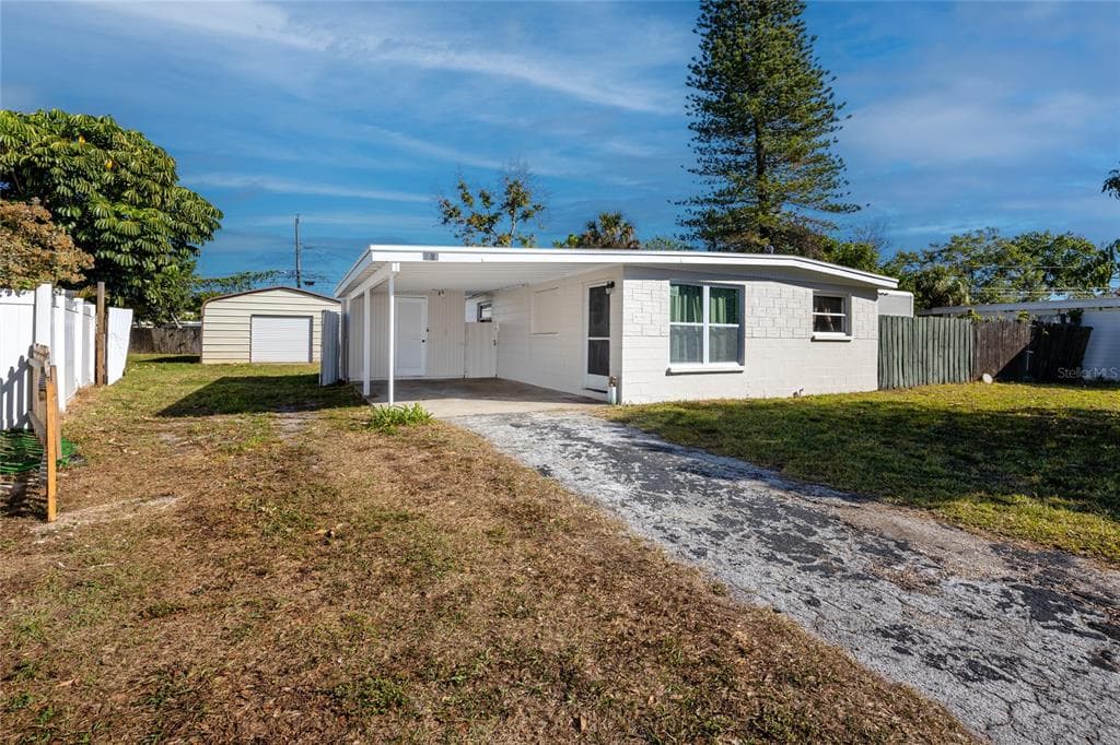 8597 93RD AVENUE LARGO, FL 33777