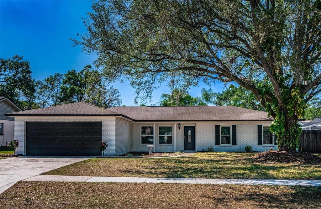 3805 ROLLING CIRCLE VALRICO, FL 33594