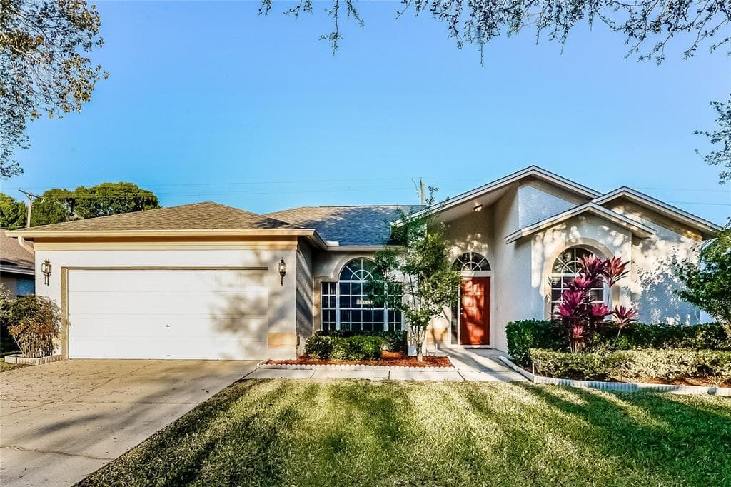 19705 WYNDMILL CIRCLE ODESSA, FL 33556