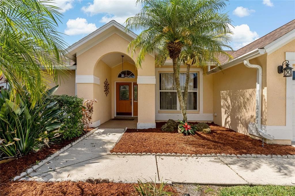 9221 ROCKROSE DRIVE TAMPA, FL 33647