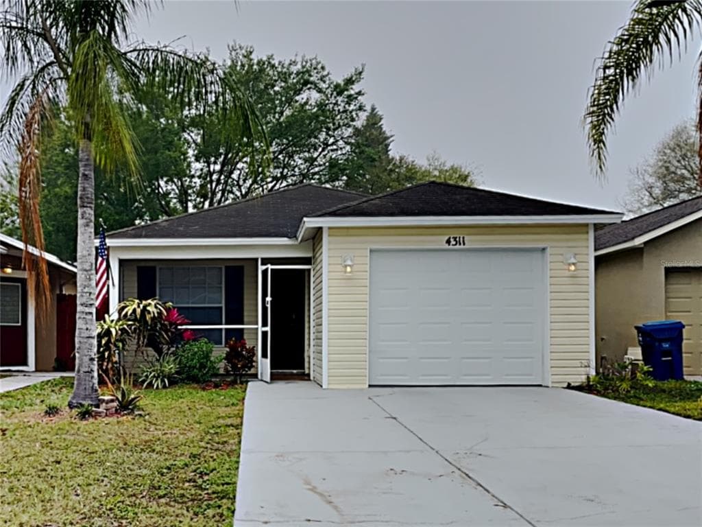 4311 LONGSHORE DRIVE LAND O LAKES, FL 34639