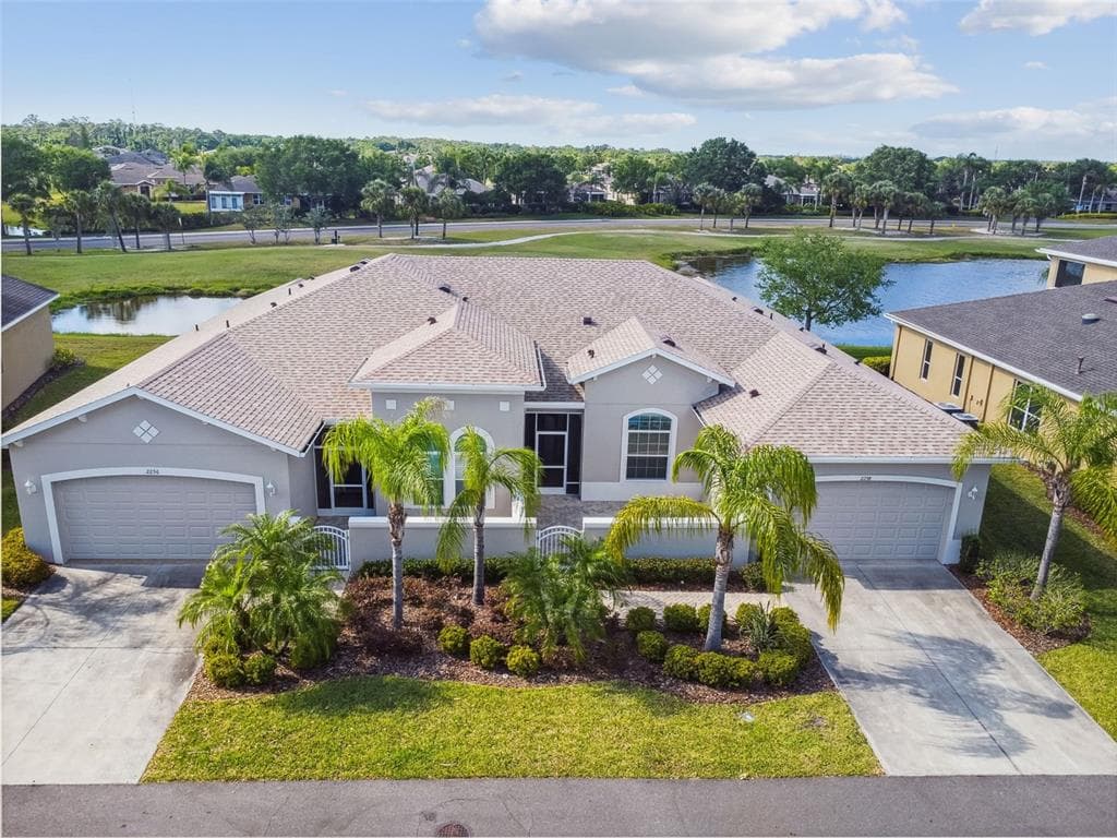 2238 SIFIELD GREENS WAY UNIT 32 SUN CITY CENTER, FL 33573