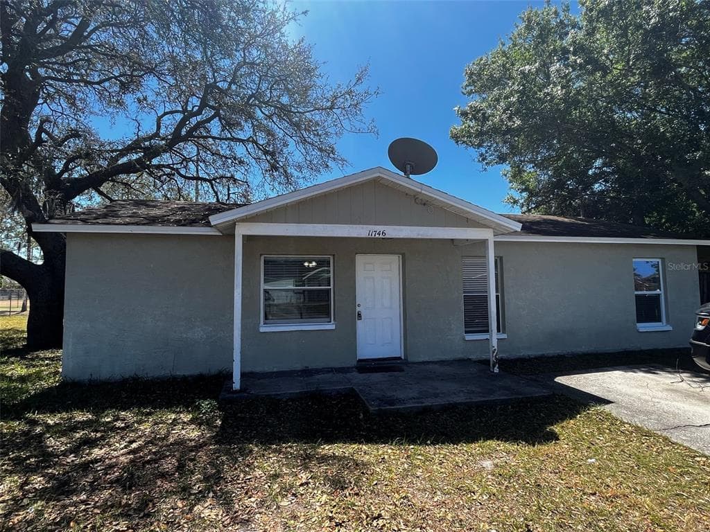 11746 126TH TERRACE SEMINOLE, FL 33778