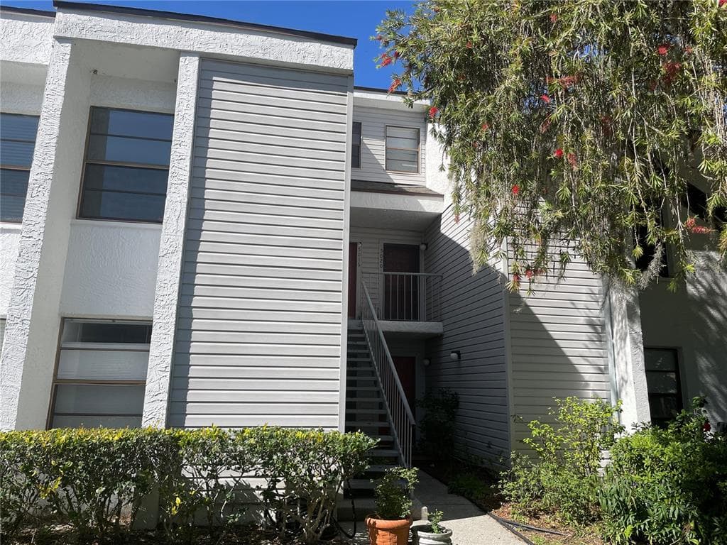 5020 PURITAN CIRCLE TAMPA, FL 33617