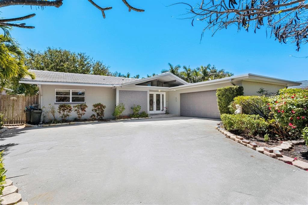 218 2ND STREET W TIERRA VERDE, FL 33715