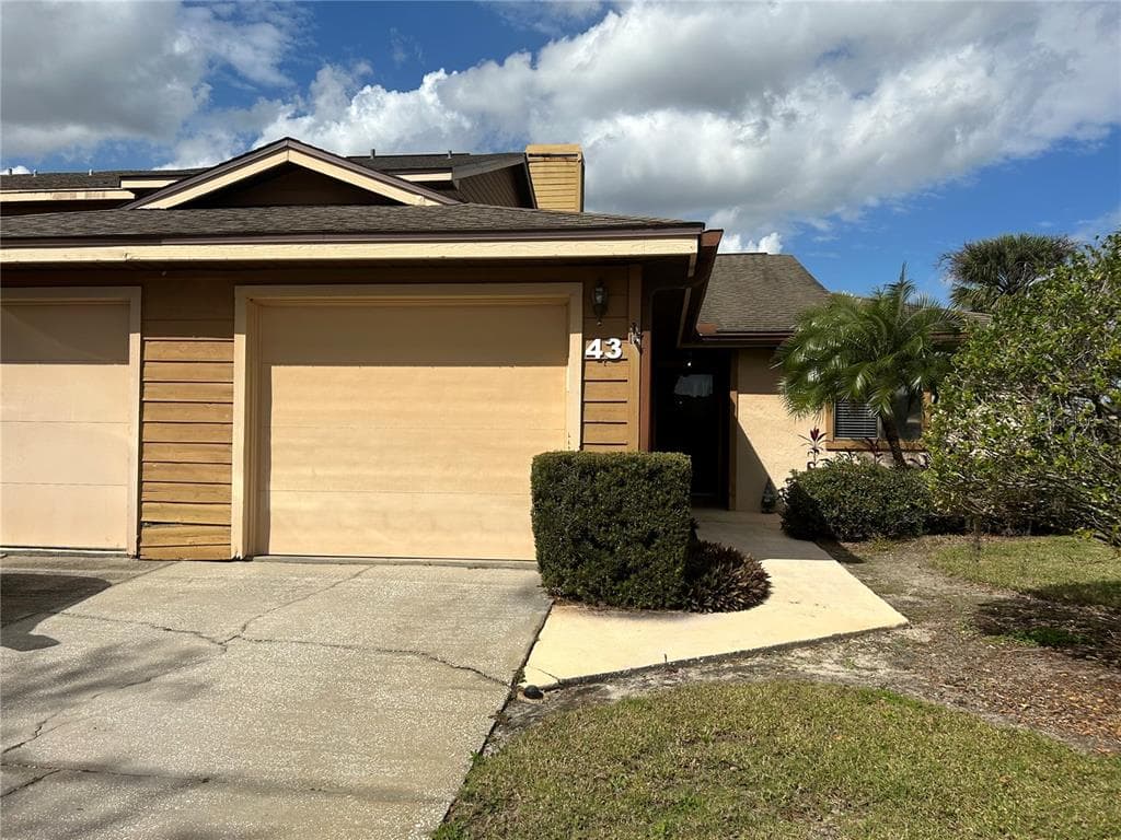 707 CARPENTERS WAY UNIT 43 LAKELAND, FL 33809