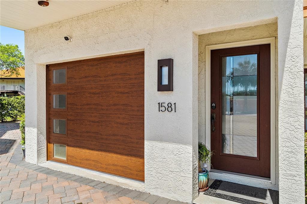 1581 PINELLAS BAYWAY S TIERRA VERDE, FL 33715