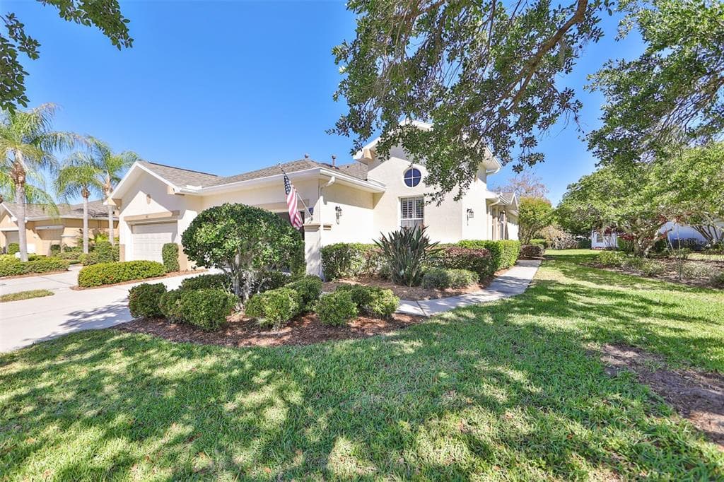 2413 SIFIELD GREENS WAY UNIT 67 SUN CITY CENTER, FL 33573