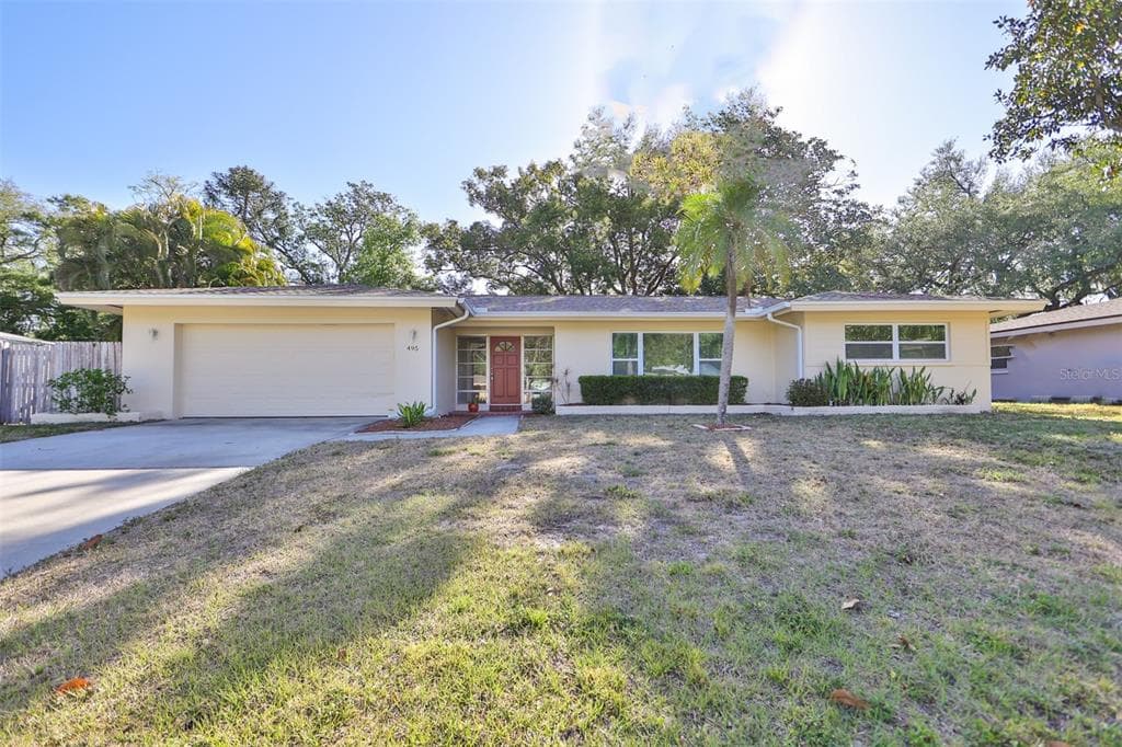 495 FOREST PARKWAY E