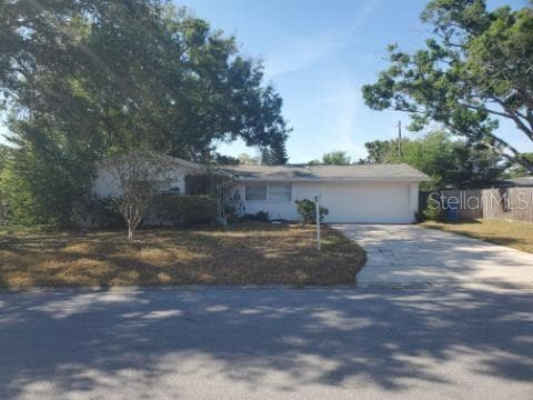 2040 PINE RIDGE DRIVE