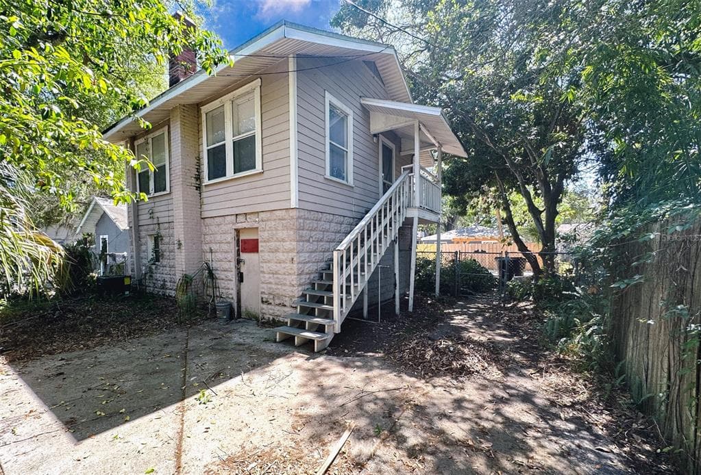2840 2ND AVENUE S UNIT B ST PETERSBURG, FL 33712