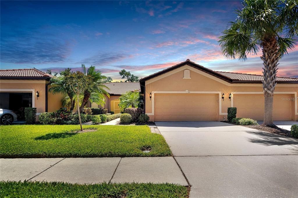 314 SENECA FALLS DRIVE APOLLO BEACH, FL 33572