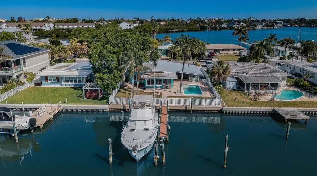 335 LA HACIENDA DRIVE