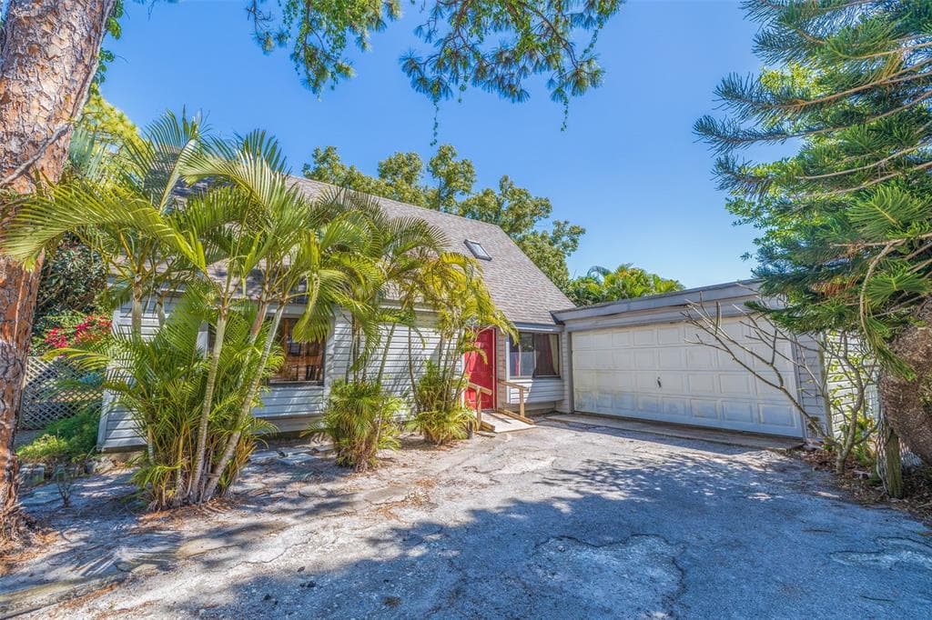 3740 31ST STREET S ST PETERSBURG, FL 33712