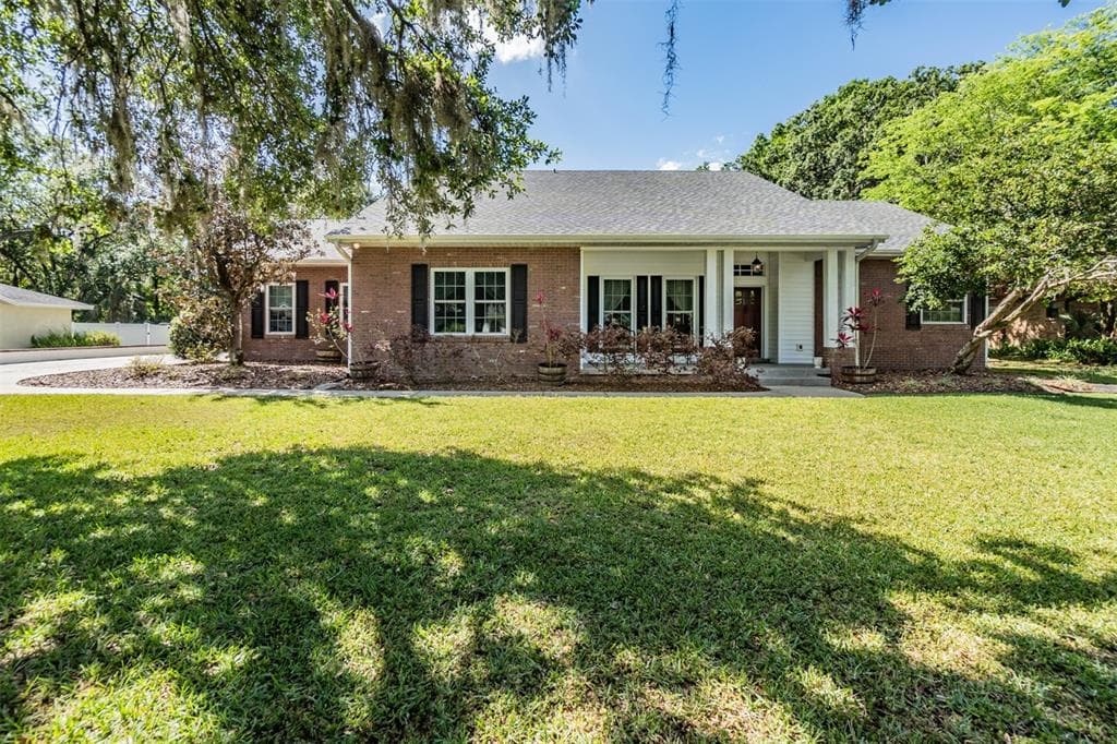 2308 W SUGAR CREEK DRIVE LAKELAND, FL 33811