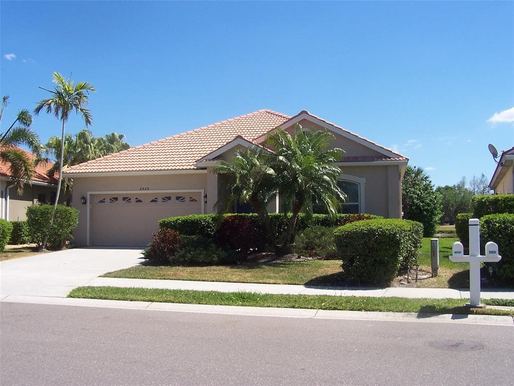 6408 ROOKERY CIRCLE BRADENTON, FL 34203