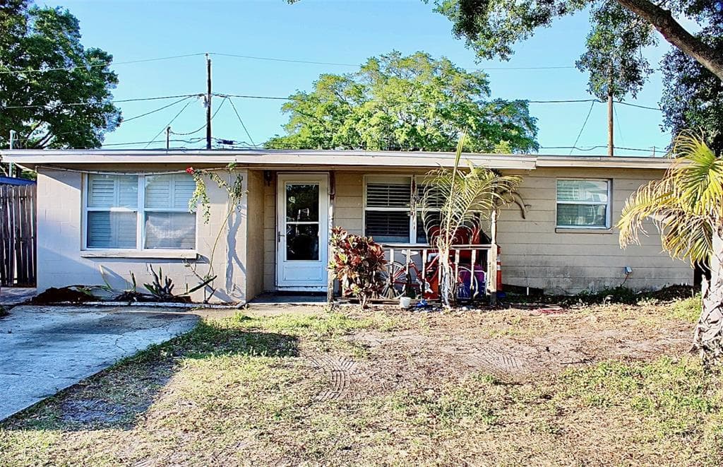 10219 121ST AVENUE LARGO, FL 33773