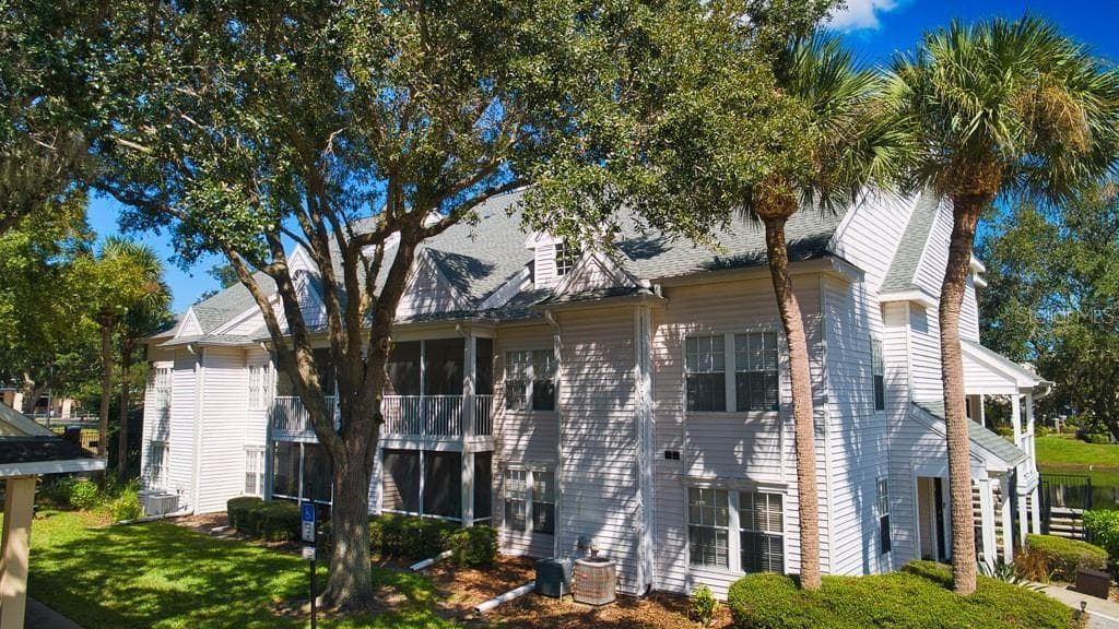 3315 HAVILAND COURT UNIT 304 PALM HARBOR, FL 34684