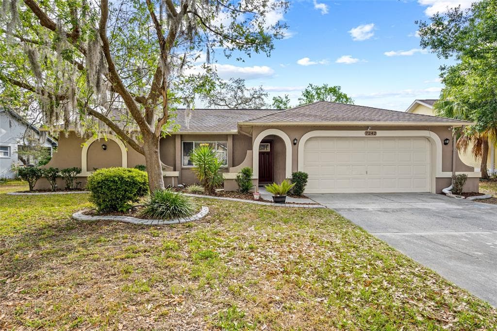 7242 ASHMORE DRIVE NEW PORT RICHEY, FL 34653