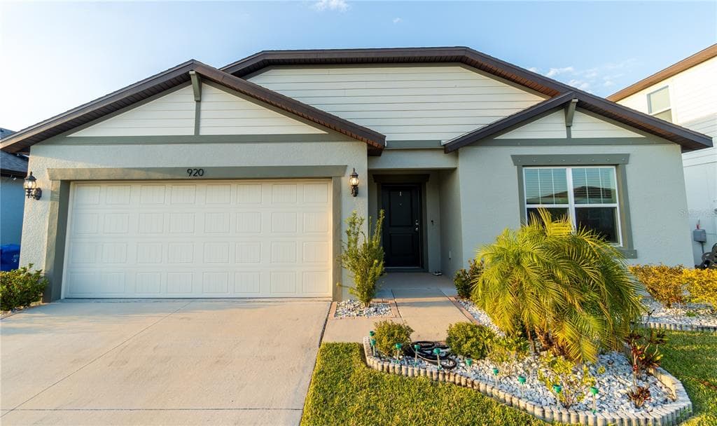920 COASTAL HAMMOCK AVENUE RUSKIN, FL 33570