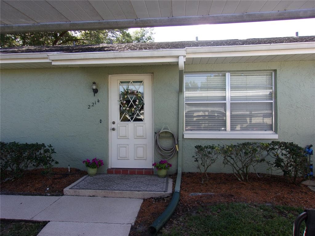 2214 GRENADIER DRIVE UNIT 23 SUN CITY CENTER, FL 33573