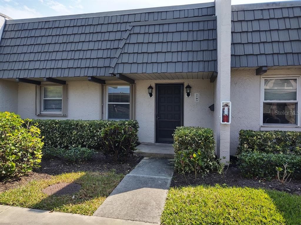 1705 CORDOVA GREEN