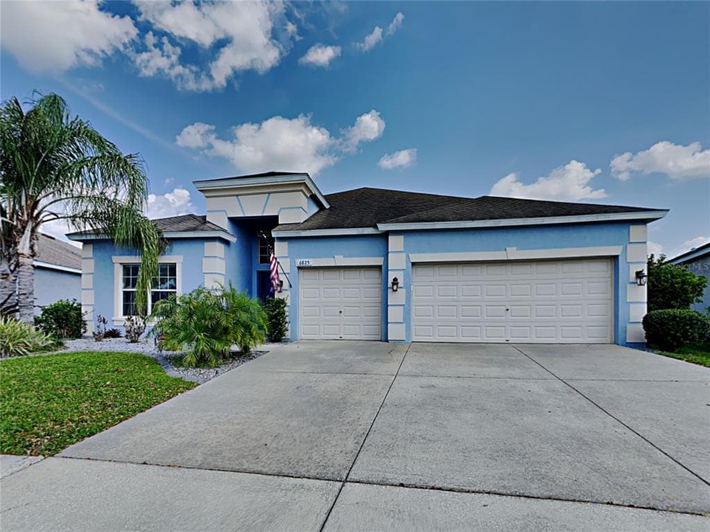 6825 BOULDER RUN LOOP WESLEY CHAPEL, FL 33545