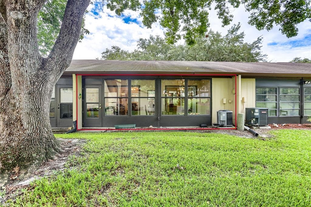 11210 DOLLAR LAKE DRIVE UNIT 4 PORT RICHEY, FL 34668