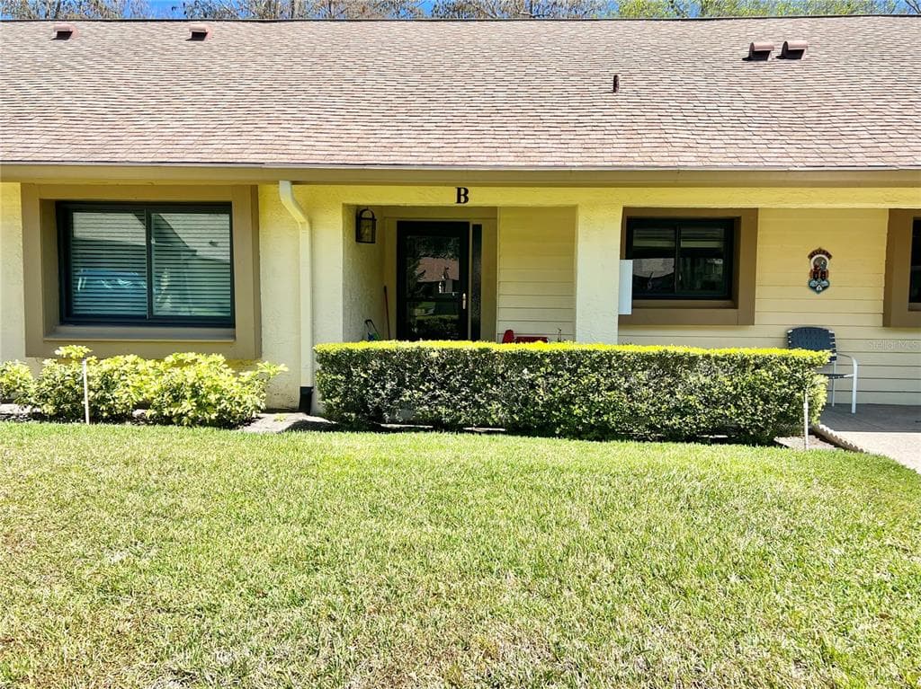 2521 OAKLEAF LANE UNIT 28B CLEARWATER, FL 33763