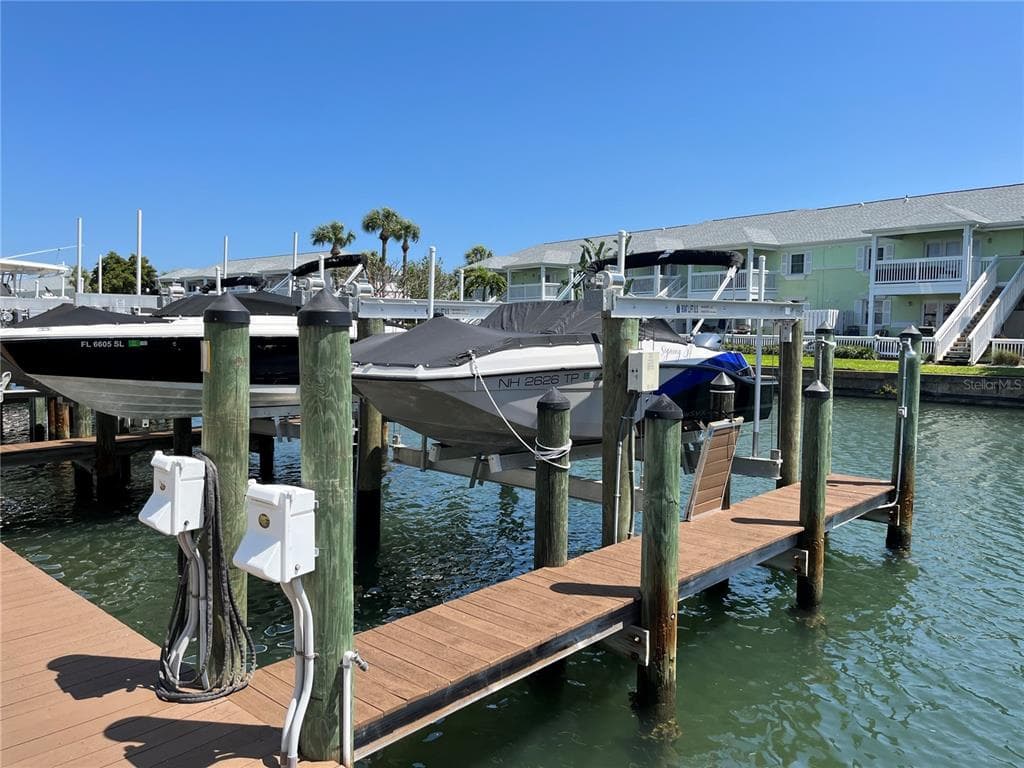 4872 BEACH DRIVE SE UNIT C ST PETERSBURG, FL 33705