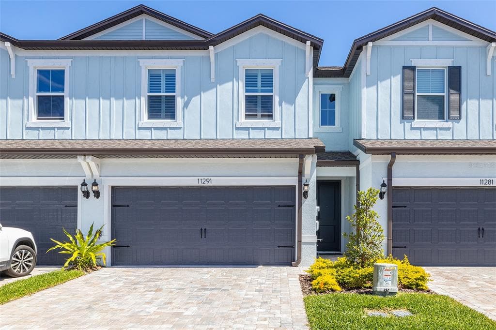 11291 BEACH WALK WAY NE ST PETERSBURG, FL 33716
