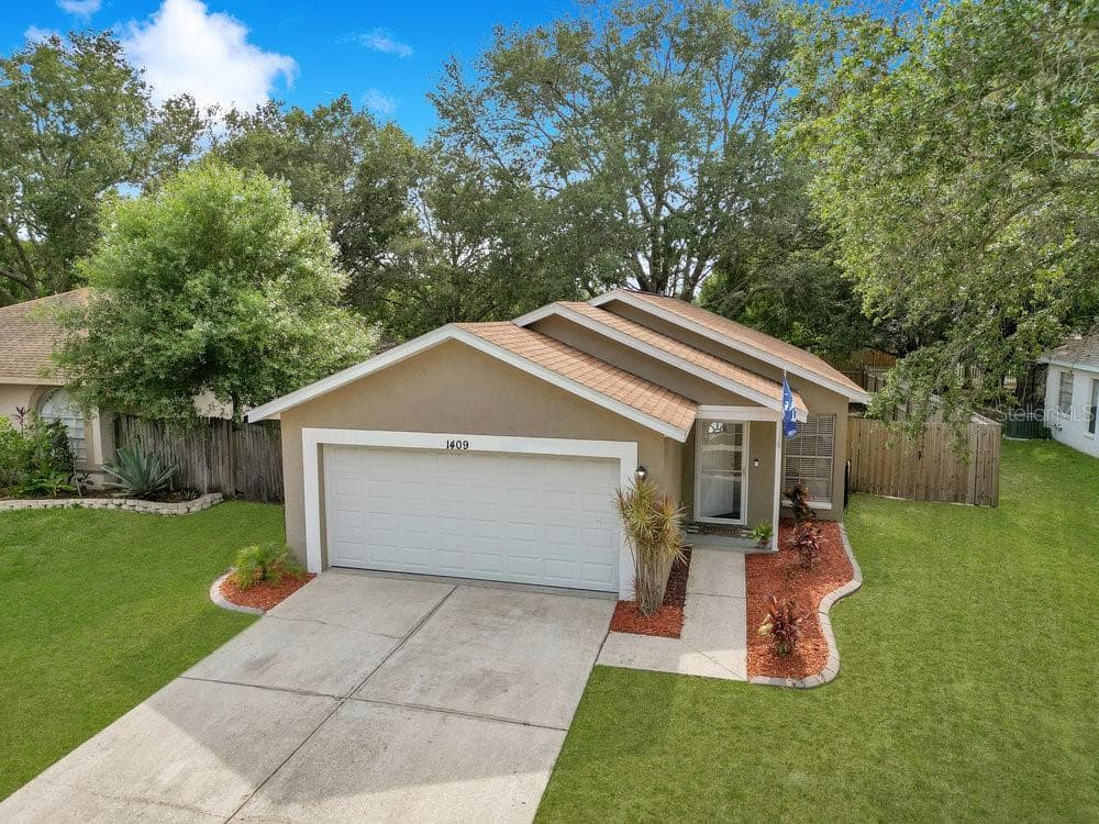 1409 MOHRLAKE DRIVE BRANDON, FL 33511