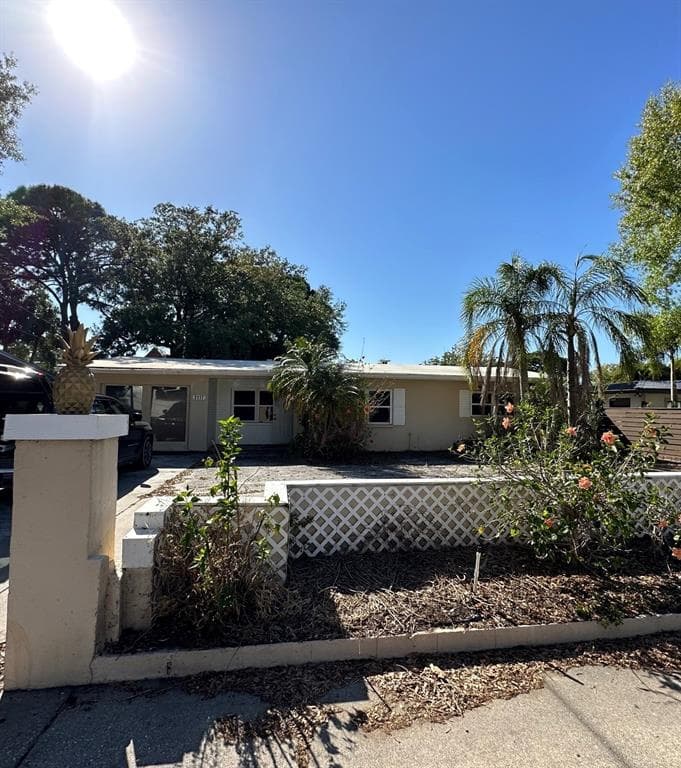 2117 S WEST SHORE BOULEVARD TAMPA, FL 33629