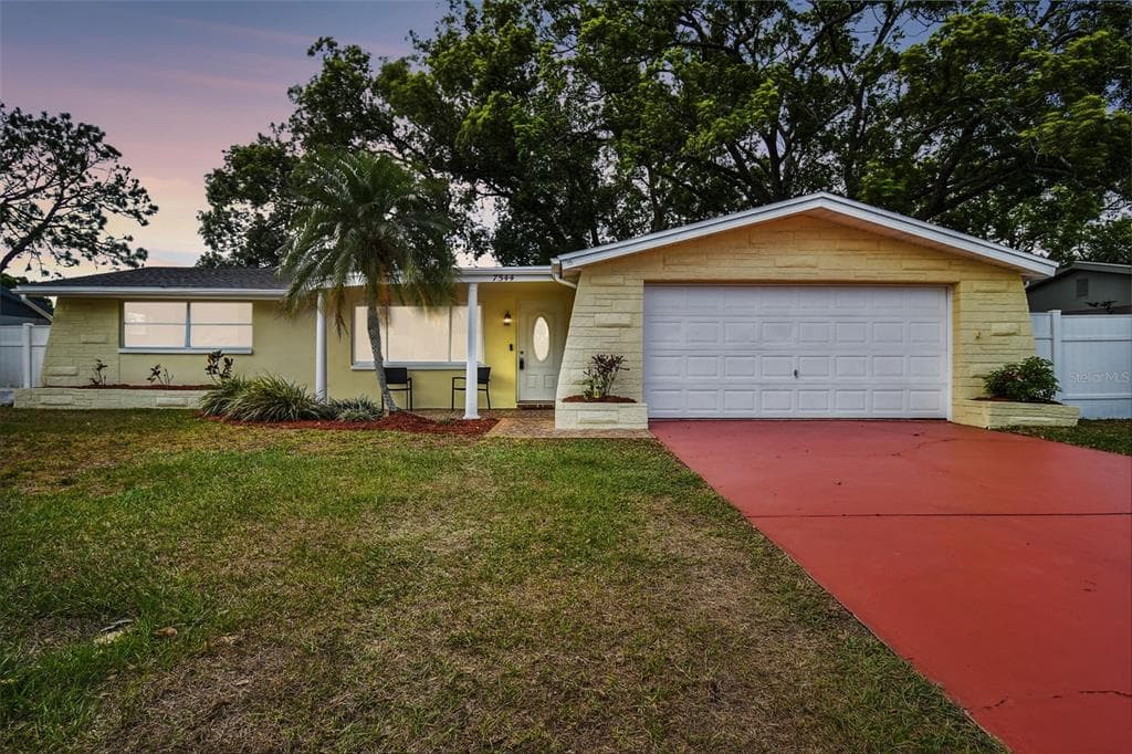 7544 CUMBER DRIVE NEW PORT RICHEY, FL 34653