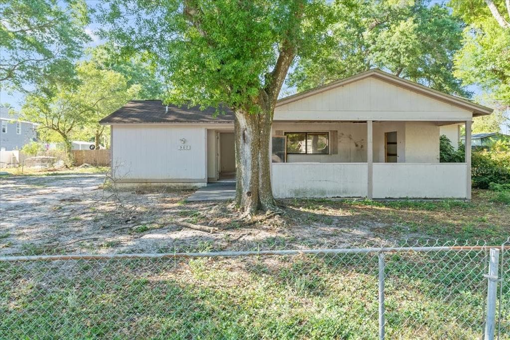 502 EUCLID AVENUE SEFFNER, FL 33584